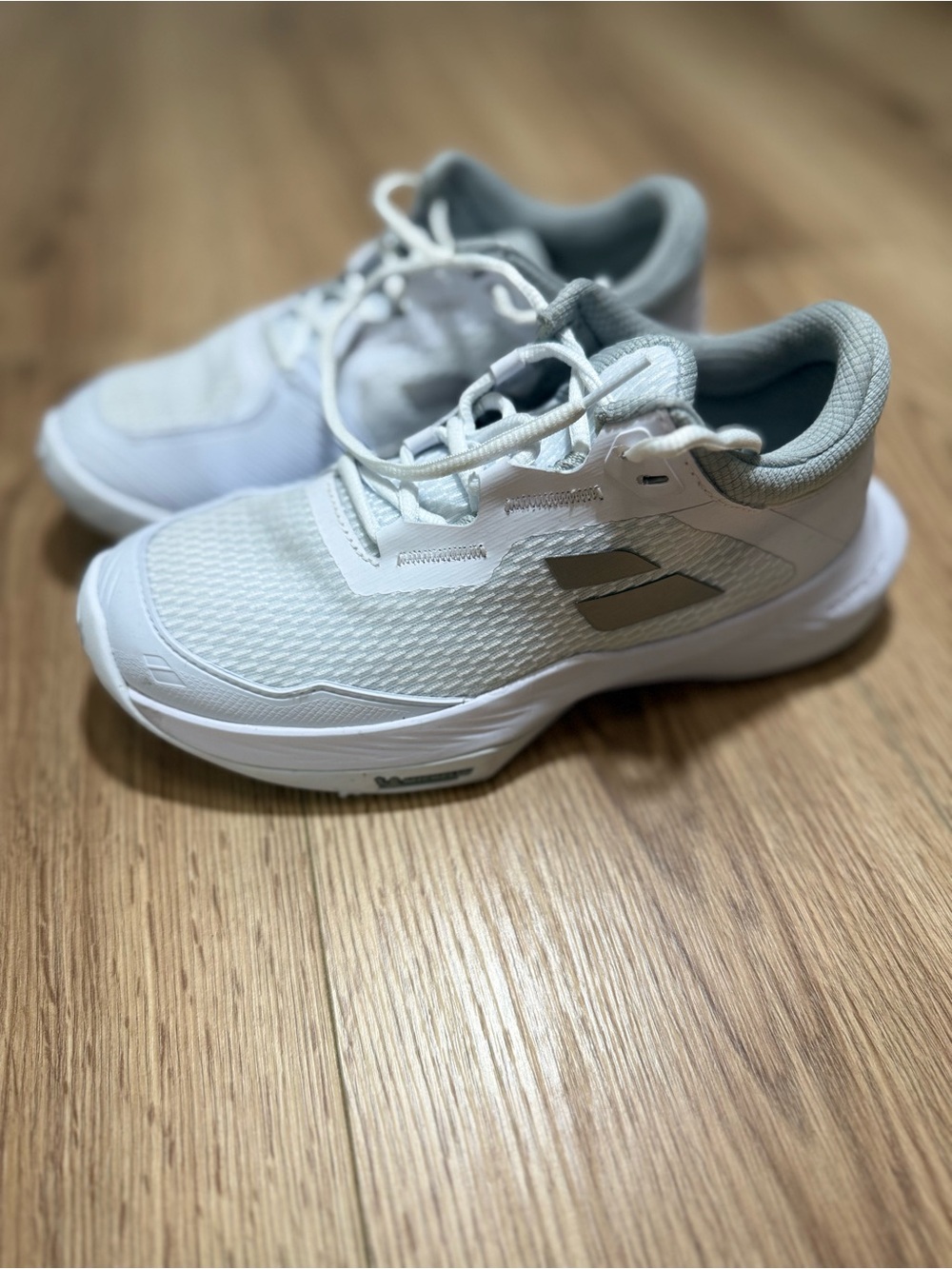 Babolat Women's Athletic Tennis Shoes White/Grey Sneakers Size 7